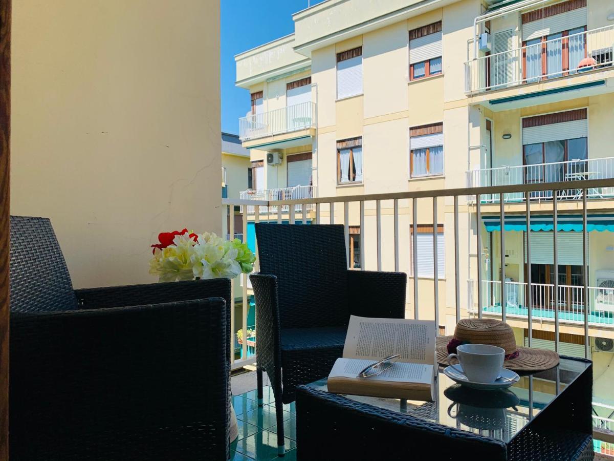 Apartamento Sorrento Moon Exterior foto