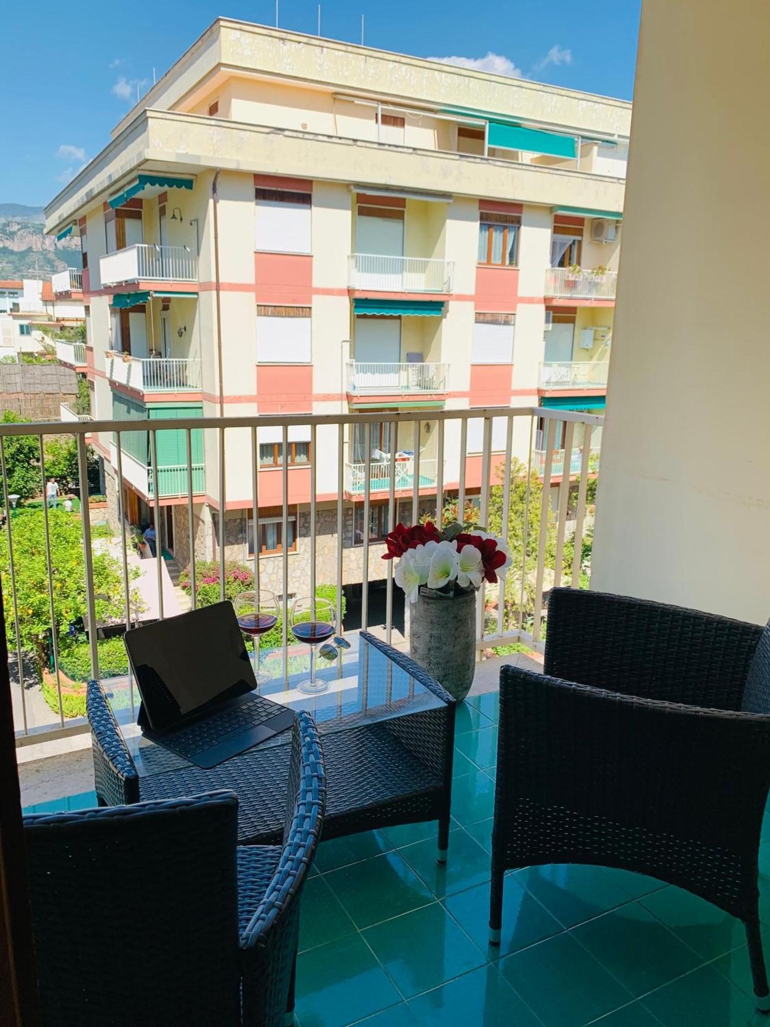 Apartamento Sorrento Moon Exterior foto
